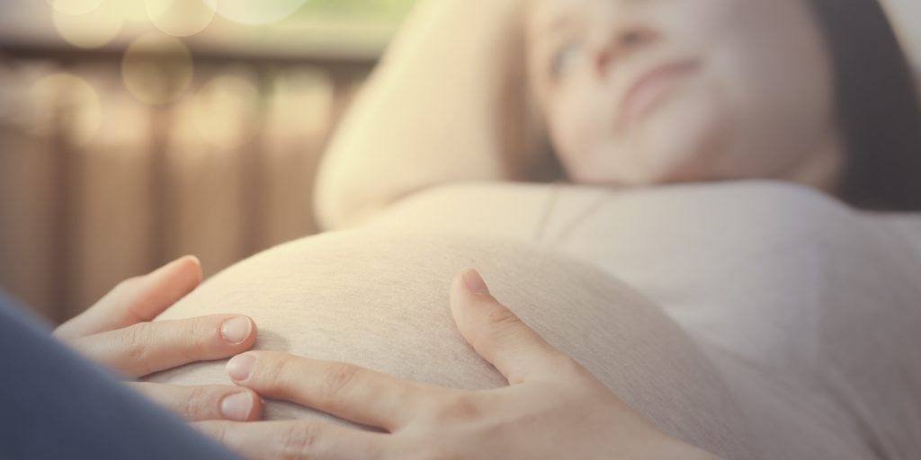 embarazada 1024x512 - Qué es la ovodonación y cómo puedes realizarla